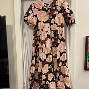 Who What Wear Black and Cream Floral Blouse